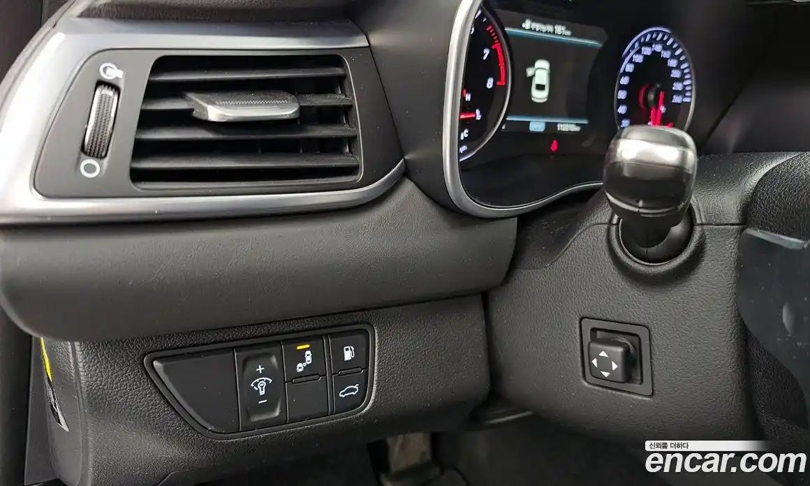 Genesis G70 2018 2.0 Классический в Москве № 1467035, фото 14