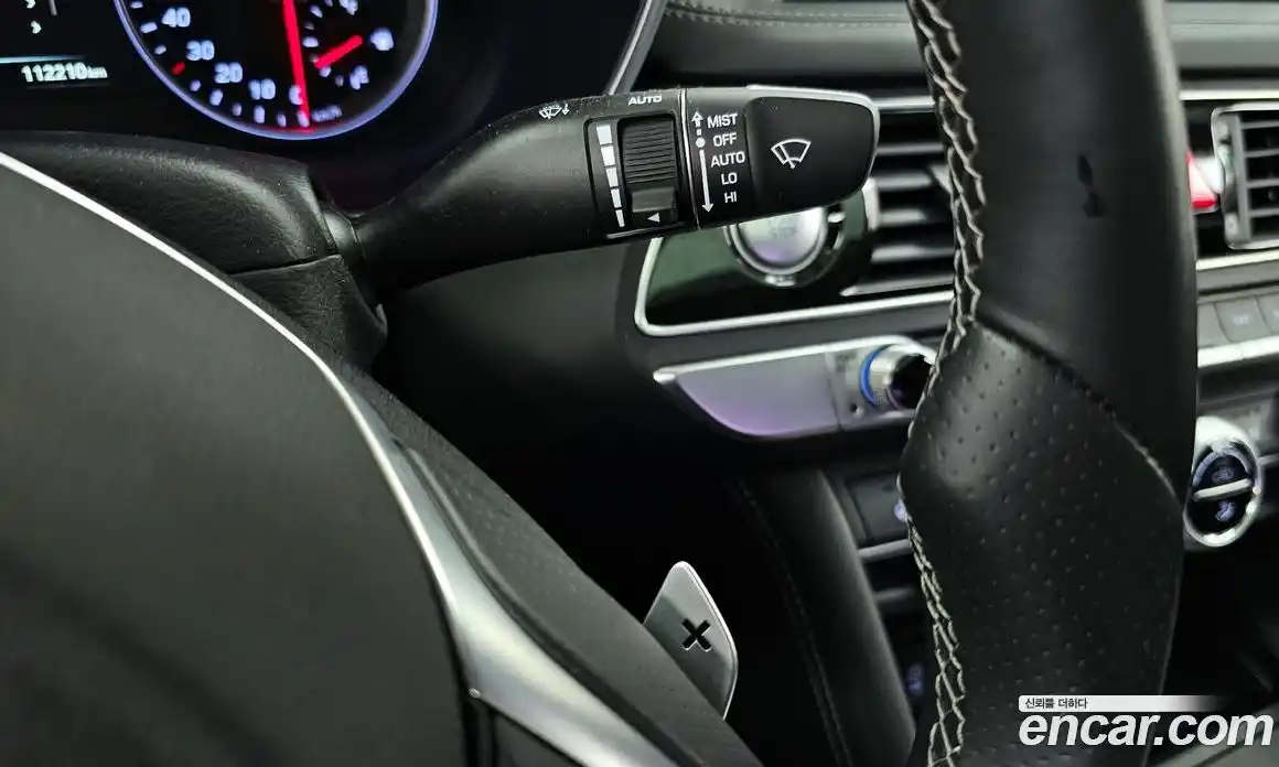 Genesis G70 2018 2.0 Классический в Москве № 1467035, фото 15