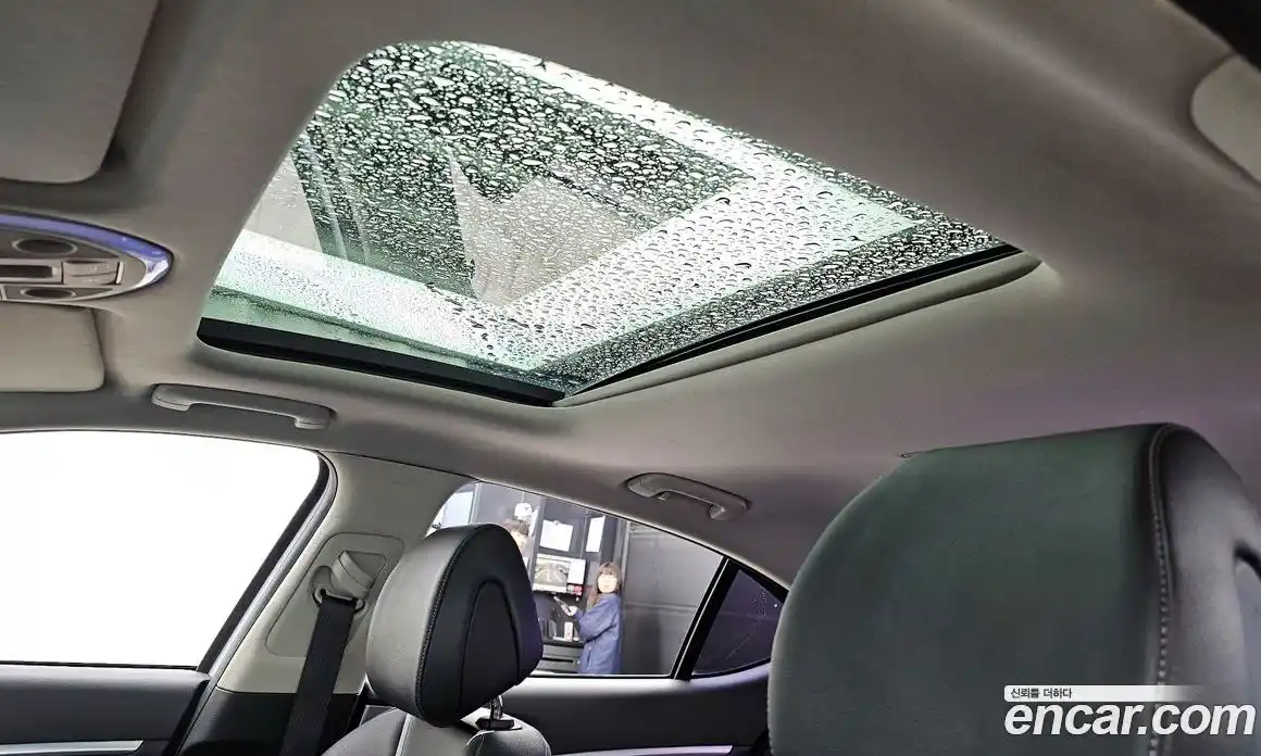 Genesis G70 2018 2.0 Классический в Москве № 1467035, фото 19