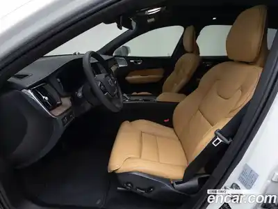 Volvo XC60 2022 2.0 гидро в Москве № 1474181, миниатюра 9