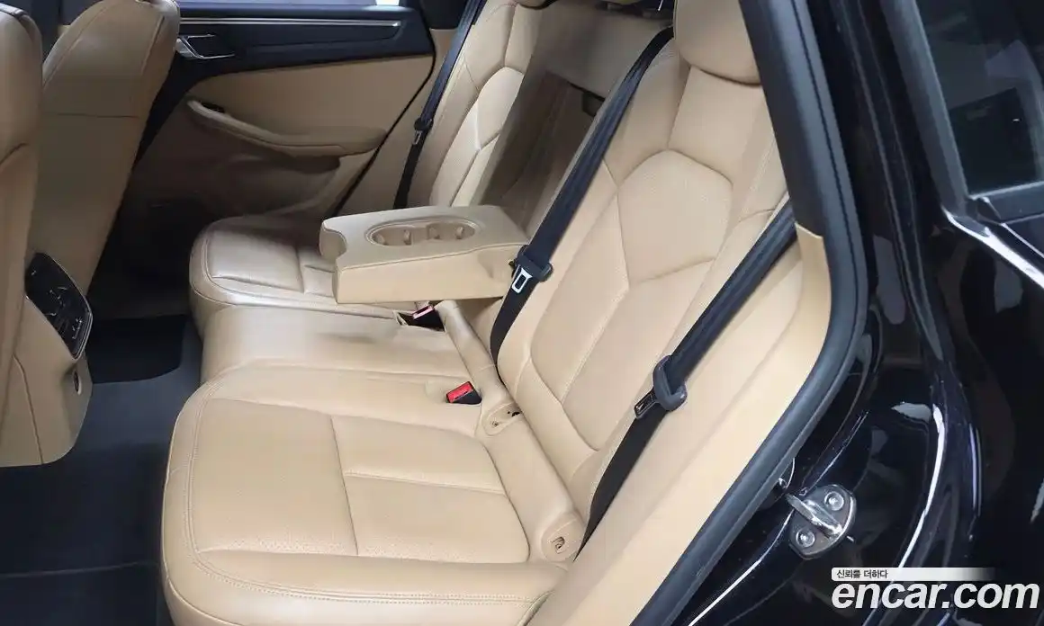 Porsche Macan 2018 2.0 гидро в Москве № 1474629, фото 12