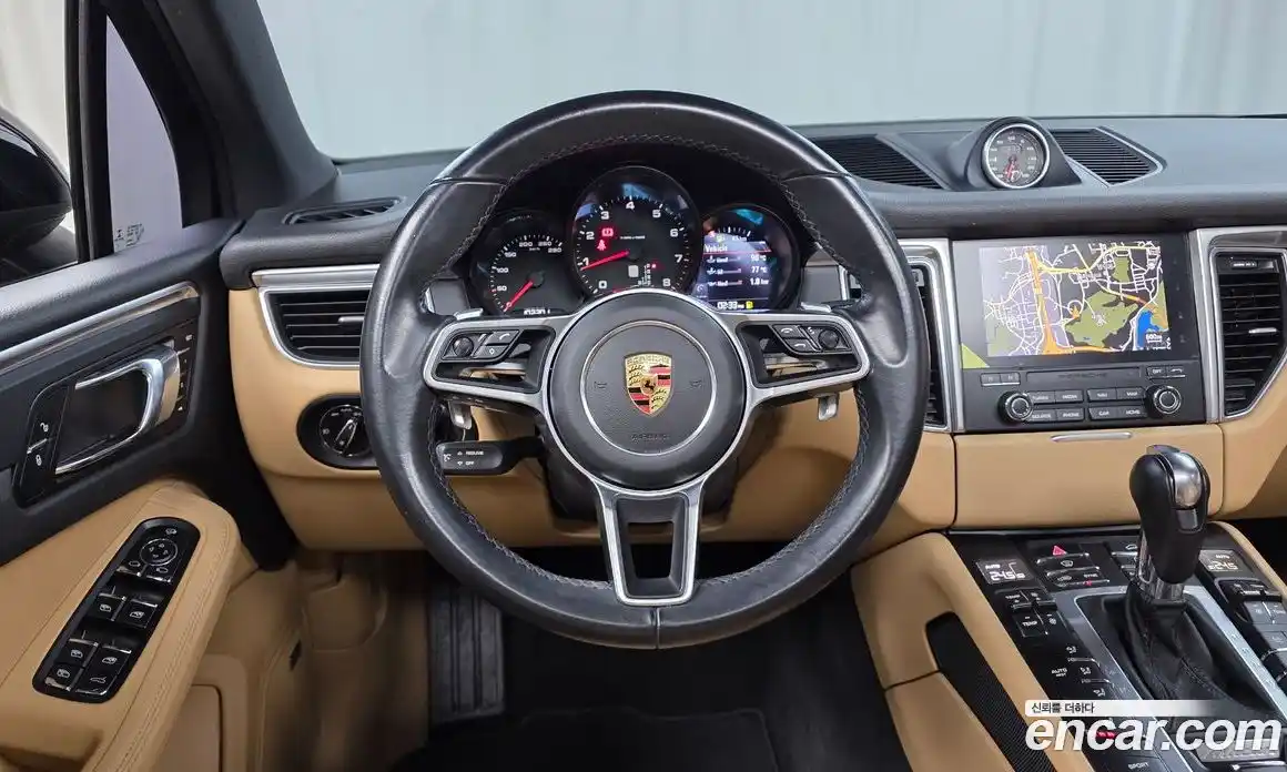 Porsche Macan 2018 2.0 гидро в Москве № 1474629, фото 13