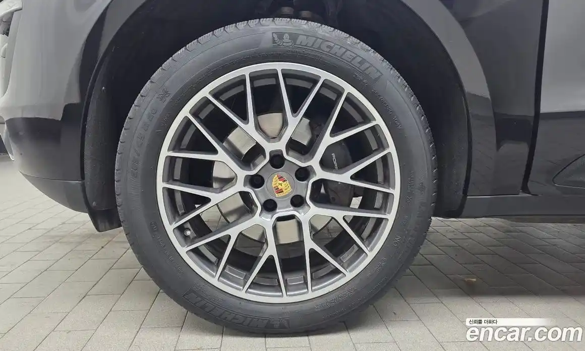 Porsche Macan 2018 2.0 гидро в Москве № 1474629, фото 5