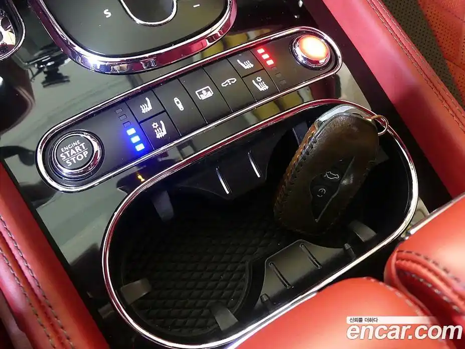 Bentley Flying Spur 2018 6.0 гидро в Москве № 1478185, фото 15