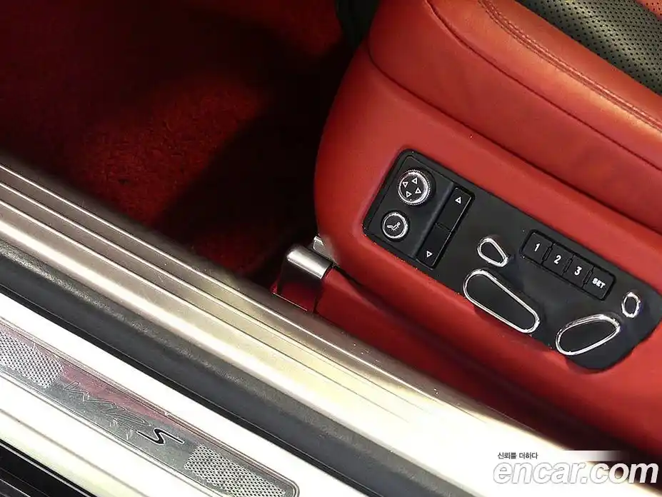 Bentley Flying Spur 2018 6.0 гидро в Москве № 1478185, фото 17