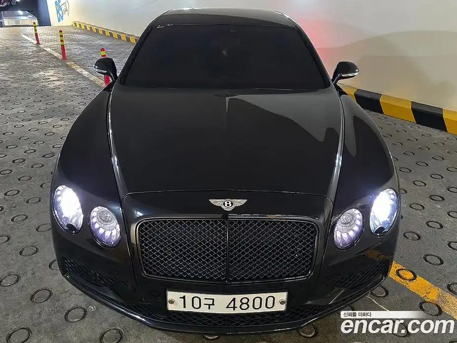 Bentley Flying Spur 2018 6.0 гидро в Москве № 1478185, фото 3