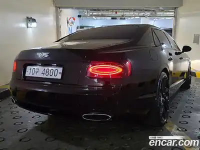 Bentley Flying Spur 2018 6.0 гидро в Москве № 1478185, миниатюра 5