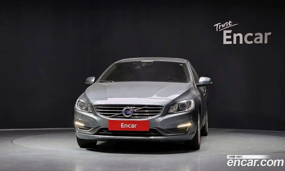 Volvo S60 2015 2.0 гидро в Москве № 196981, фото 3