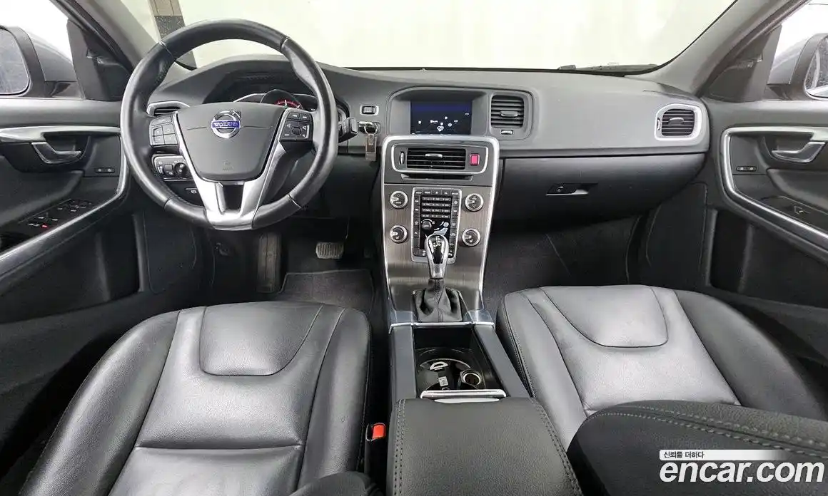 Volvo S60 2015 2.0 гидро в Москве № 196981, фото 7