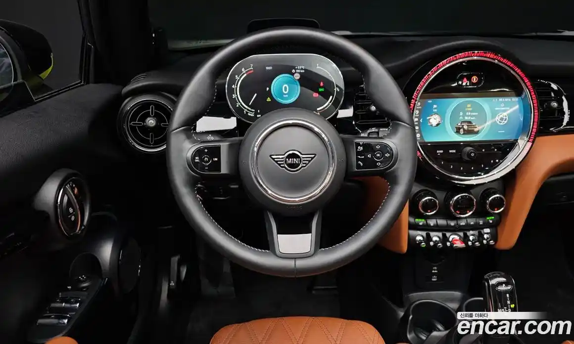 Mini Cooper Convertible 2024 2.0 гидро в Москве № 214058, фото 13