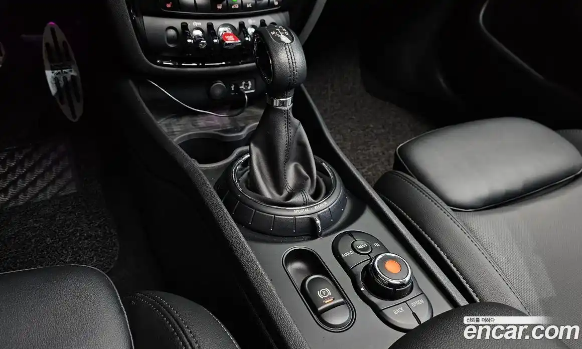 Mini Clubman 2018 2.0 гидро в Москве № 224824, фото 8