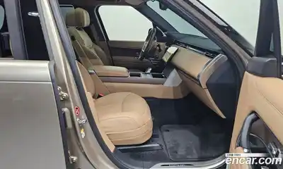 Land Rover Range-Rover 2024 4.4 гидро в Москве № 231113, миниатюра 3