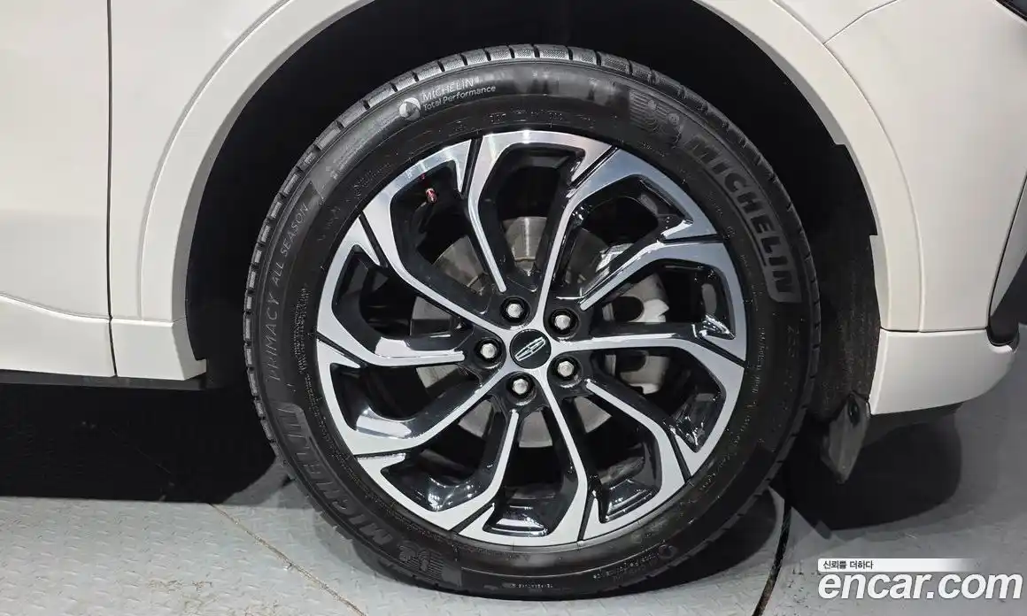 Lincoln Nautilus 2025 2.0 гидро в Москве № 304073, фото 5