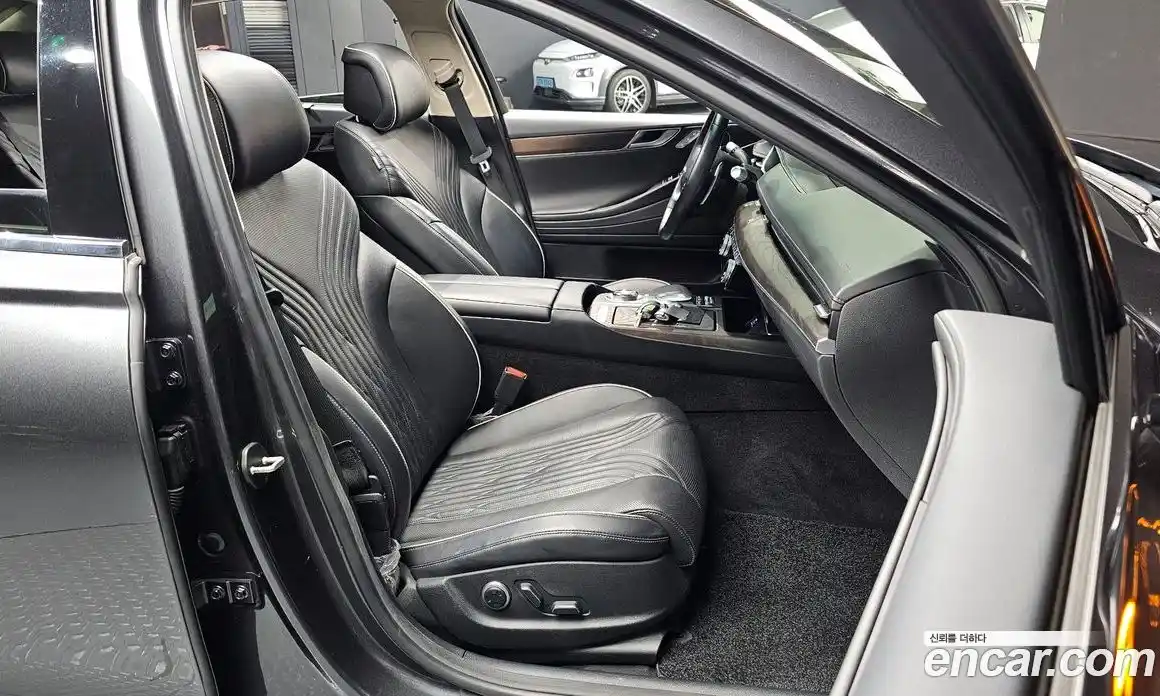 Genesis G80 2020 3.5 гидро в Москве, фото 9