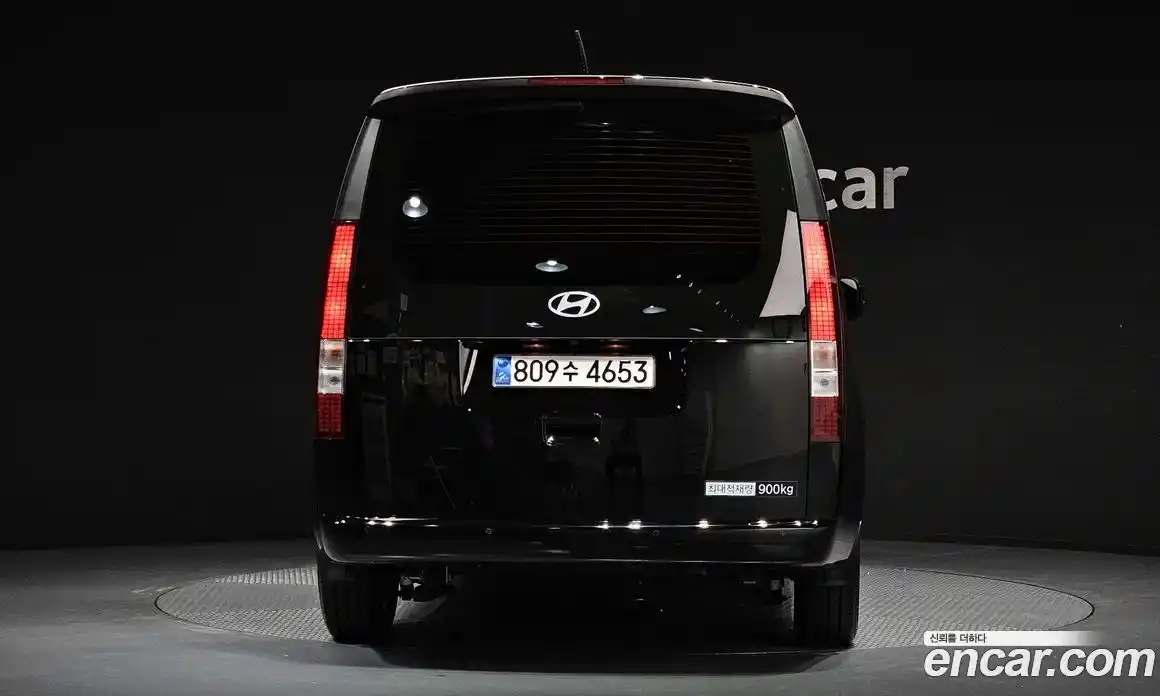 Hyundai Staria 2025 2.2 гидро в Москве № 1536850, фото 4