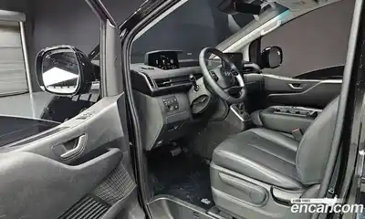 Hyundai Staria 2025 2.2 гидро в Москве № 1536850, миниатюра 8