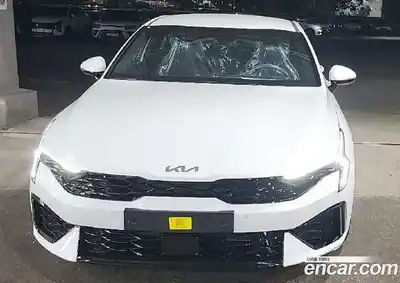 Kia K5, 2025