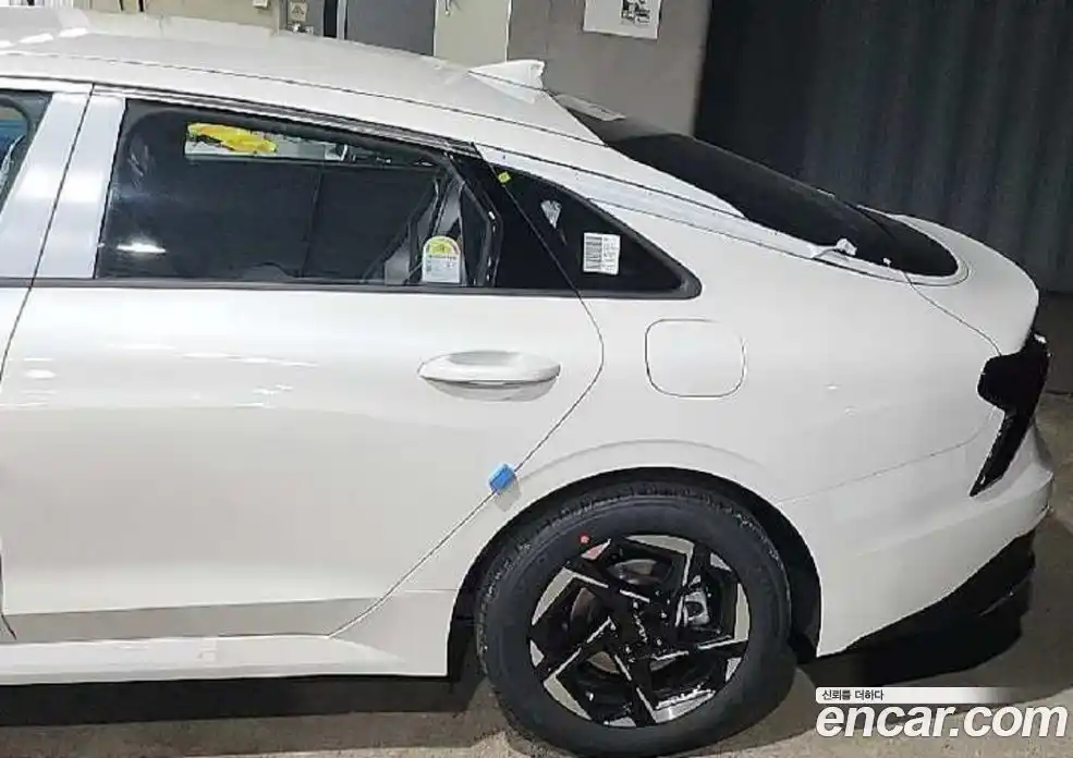Kia K5 2025 2.0 гидро в Москве № 1537688, фото 8