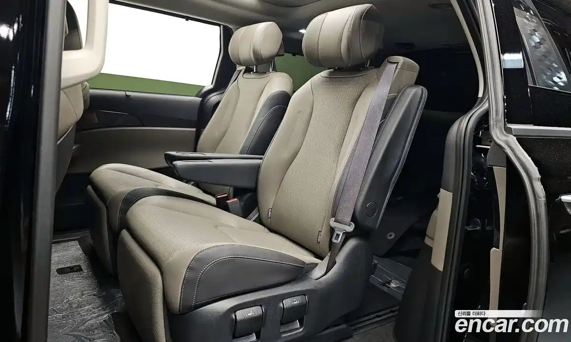 Kia Canival 2024 1.6 гидро в Москве № 1537940, фото 11