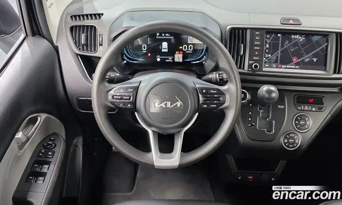 Kia Ray 2024 1.0 гидро в Москве № 1537960, фото 13