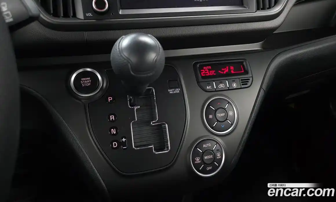 Kia Ray 2024 1.0 гидро в Москве № 1537960, фото 9
