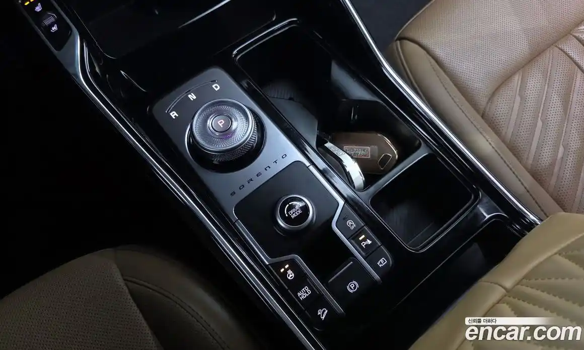 Kia Sorento 2023 2.5 гидро в Москве № 1538192, фото 9
