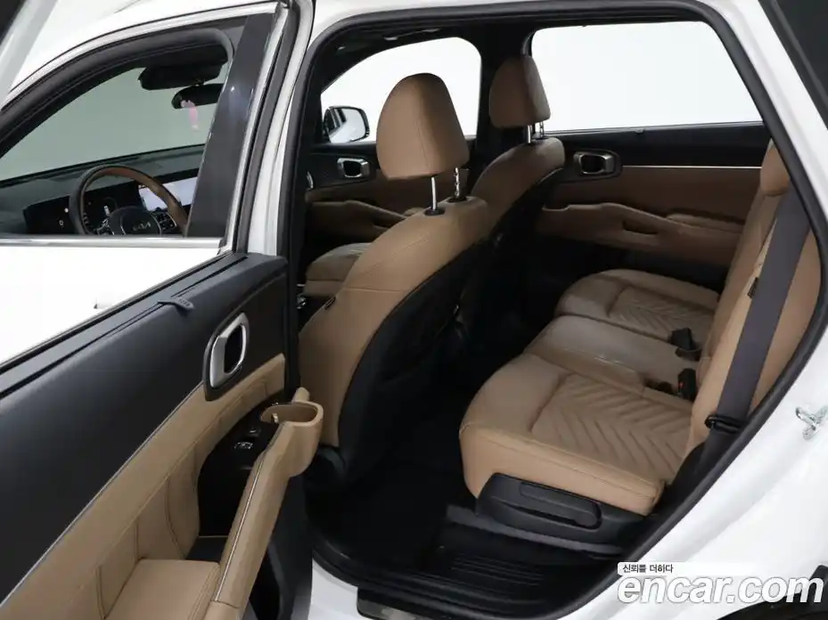 Kia Sorento 2024 2.5 гидро в Москве № 1538270, фото 10