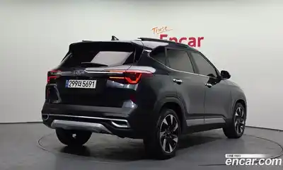 Kia Seltos 2022 1.6 гидро в Москве № 1538278, миниатюра 2