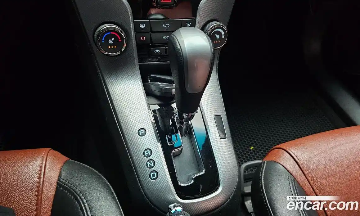 Chevrolet Cruze 2011 1.8 гидро в Москве № 1541913, фото 9