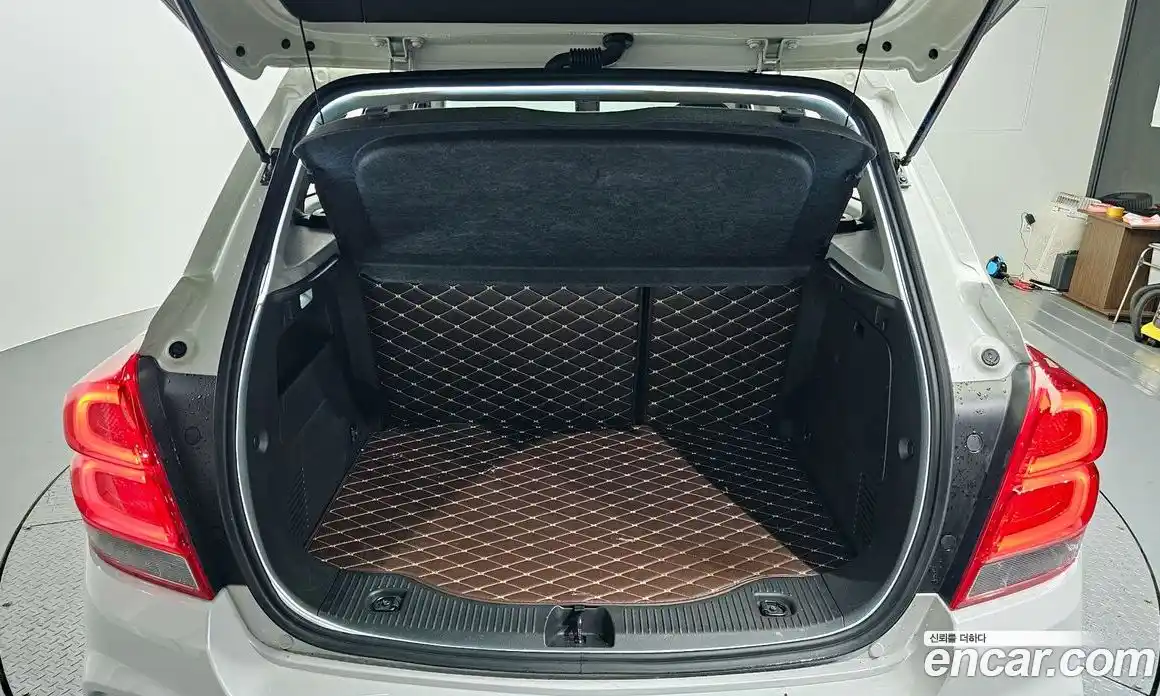 Chevrolet Trax 2016 1.6 гидро в Москве № 1542444, фото 20