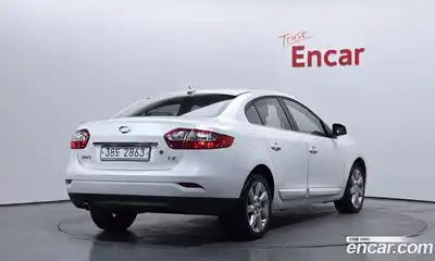 Renault SM3 2010 1.6 гидро в Москве № 1543061, миниатюра 2