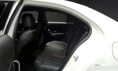 Mercedes-Benz A-Class 2024 2.0 гидро в Москве № 1544938, миниатюра 12