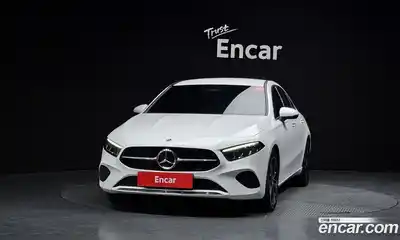 Mercedes-Benz A-Class 2024 2.0 гидро в Москве № 1544938, миниатюра 3