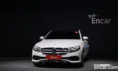 Mercedes-Benz E-Class 2016 2.0 гидро в Москве № 1545663, миниатюра 3