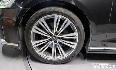 Audi A8 2021 3.0 гидро в Москве № 1546367, миниатюра 5