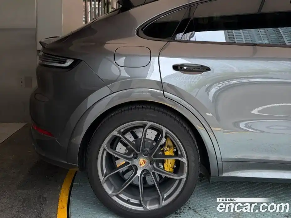 Porsche Cayenne 2024 4.0 гидро в Москве № 1547107, фото 5