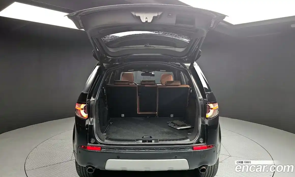 Land Rover Discovery Sport 2017 2.0 гидро в Москве № 1547769, фото 20