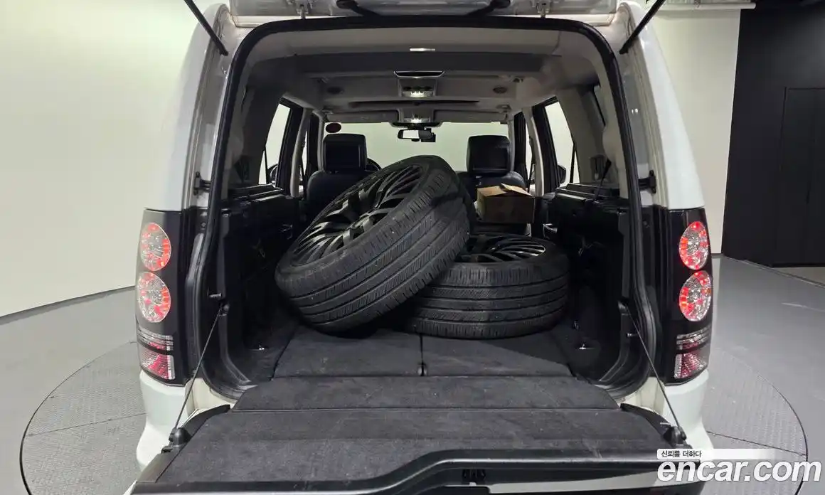 Land Rover Discovery 2016 3.0 гидро в Москве № 1547773, фото 20