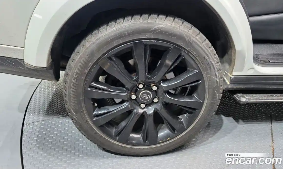 Land Rover Discovery 2016 3.0 гидро в Москве № 1547773, фото 5