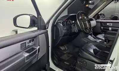 Land Rover Discovery 2016 3.0 гидро в Москве № 1547773, миниатюра 10