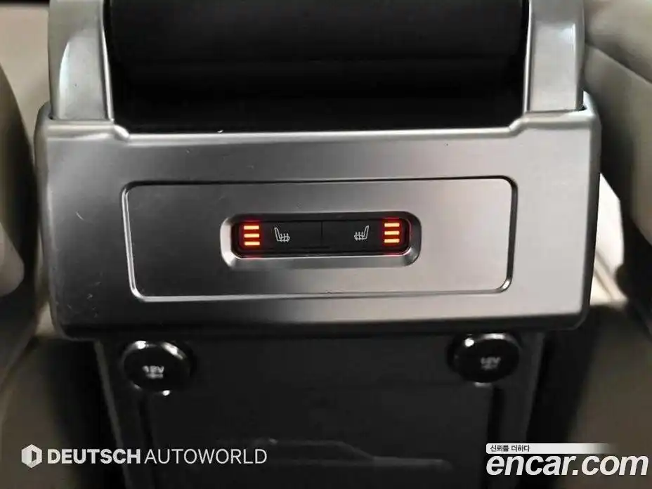 Land Rover Discovery 2018 2.0 гидро в Москве № 1547871, фото 16