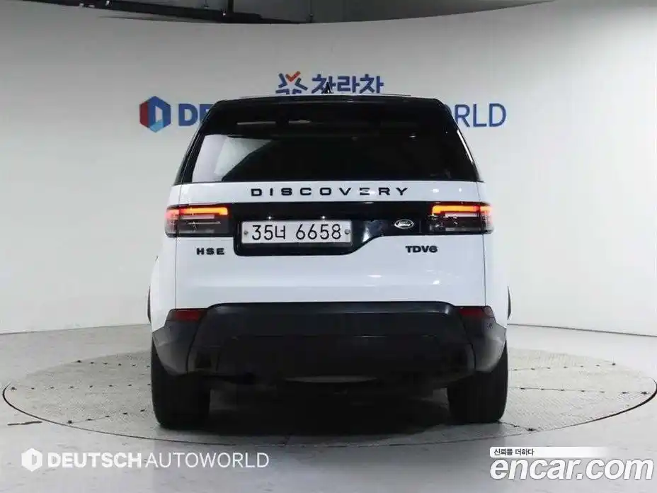 Land Rover Discovery 2018 2.0 гидро в Москве № 1547871, фото 4