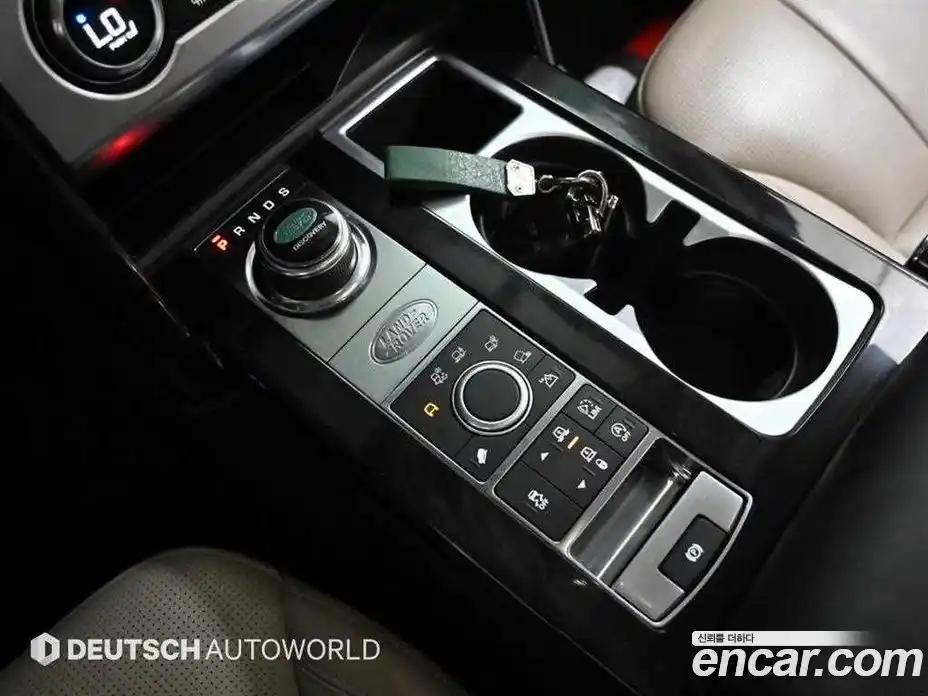 Land Rover Discovery 2018 2.0 гидро в Москве № 1547871, фото 9