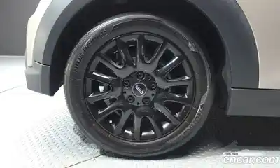 Mini Cooper 2023 1.5 гидро в Москве № 1547918, миниатюра 5