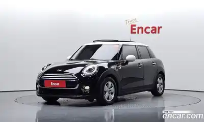 Mini Cooper, 2015