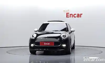 Mini Cooper 2015 1.5 гидро в Москве № 1548328, миниатюра 3