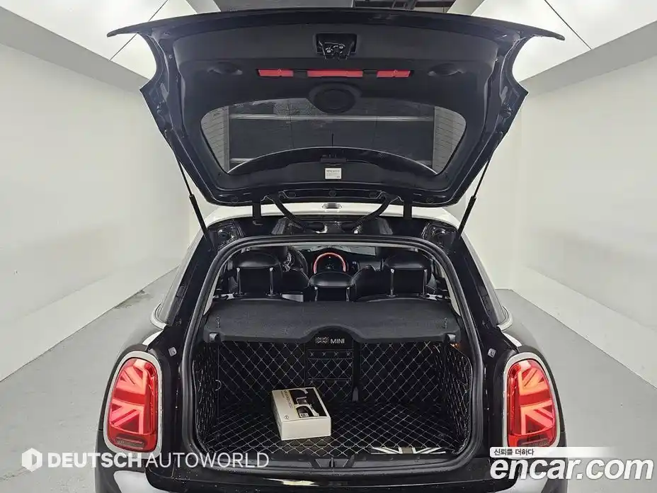 Mini Cooper 2021 1.5 гидро в Москве № 1548493, фото 14