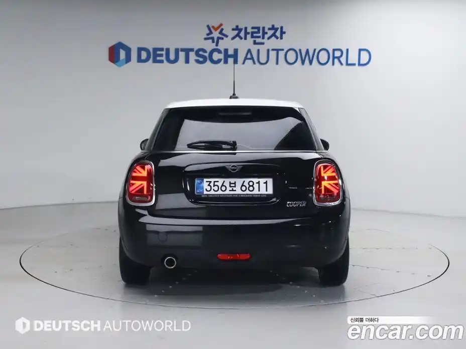 Mini Cooper 2021 1.5 гидро в Москве № 1548493, фото 4
