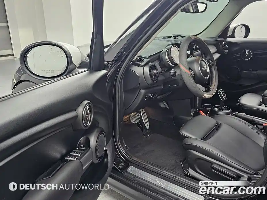 Mini Cooper 2021 1.5 гидро в Москве № 1548493, фото 6
