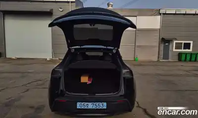 Tesla Model Y 2026 гидро в Москве № 1548549, миниатюра 4